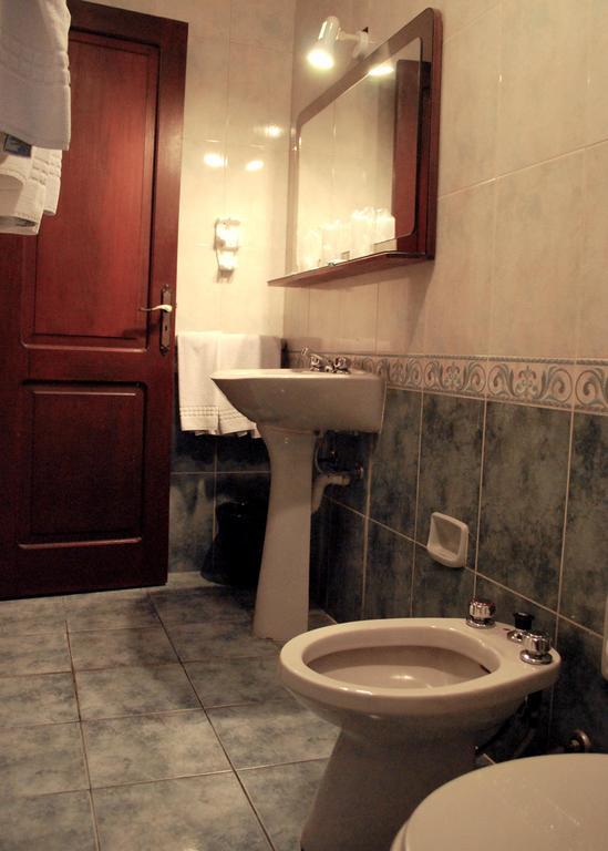 Hotel Leoncia Colonia del Sacramento Phòng bức ảnh